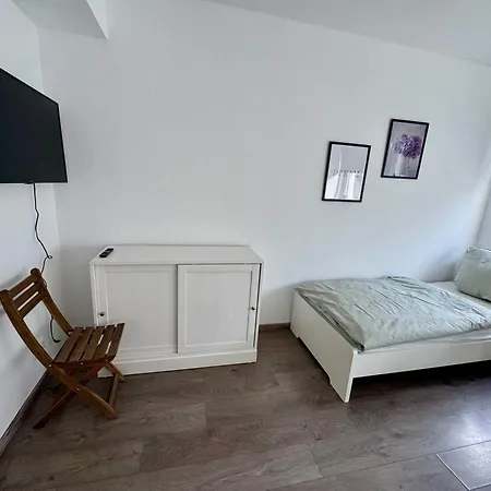 Doppelzimmer Im Monteurhaus Gemeinschaftsbad Und -kueche Niederdorla