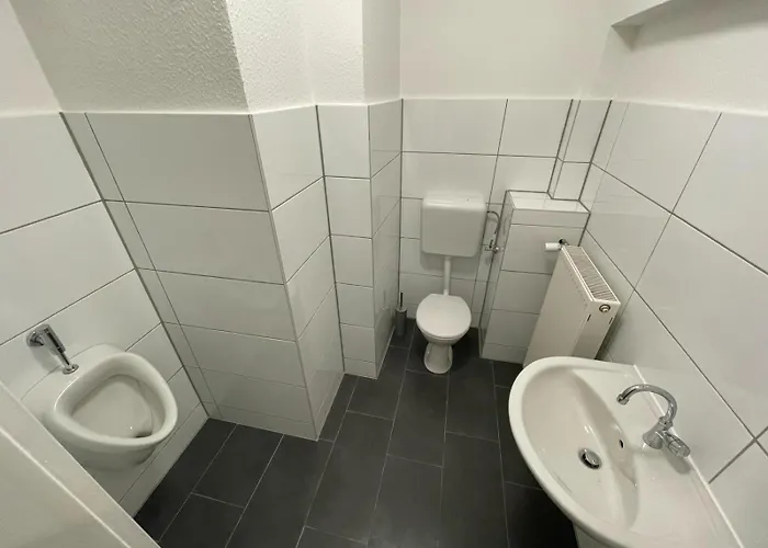 Konukevi Doppelzimmer Im Monteurhaus Gemeinschaftsbad Und -kueche *